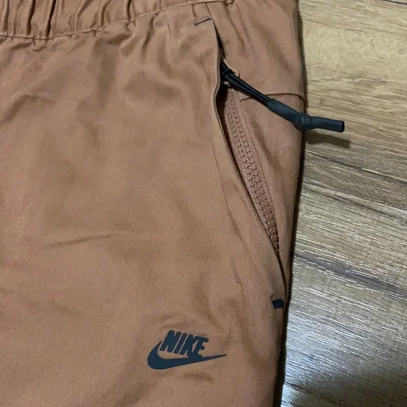 Nike Tech Pack Tapered Woven Joggers